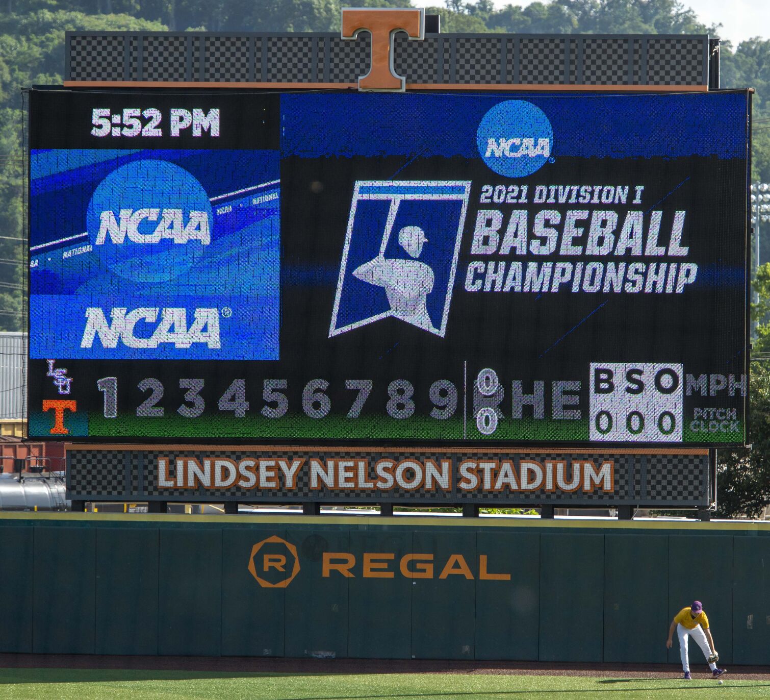 BR.lsutennessee.061321 0085 bf.jpg